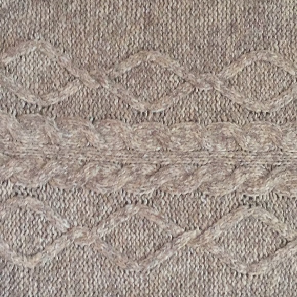 🎉HP🎉 NWOT Knitted Turtleneck Zipped Sweater - Picture 3 of 5